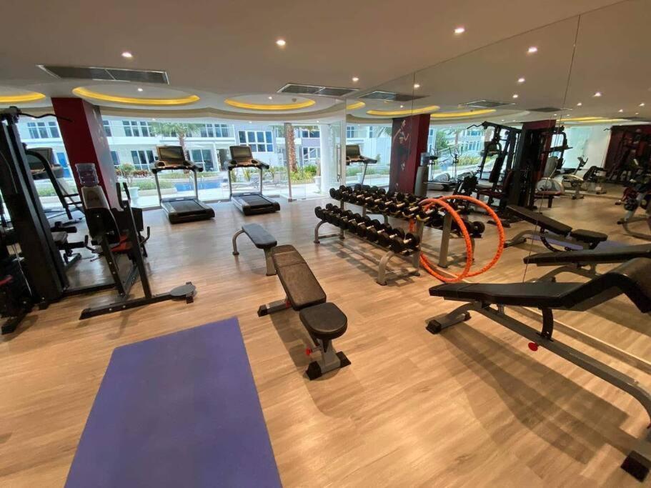 Large Luxury, Pool View, Grand Avenue, Pattaya - 202 Apartment ภายนอก รูปภาพ
